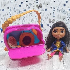 Disney Doll With Pocketbook And Tons Of Accessories